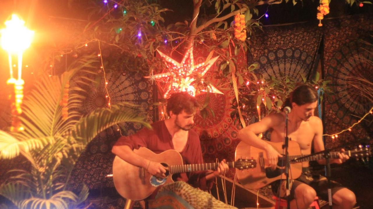 ארמבול Namahstay Eco Hostel & Coworking & Art Community Space מראה חיצוני תמונה