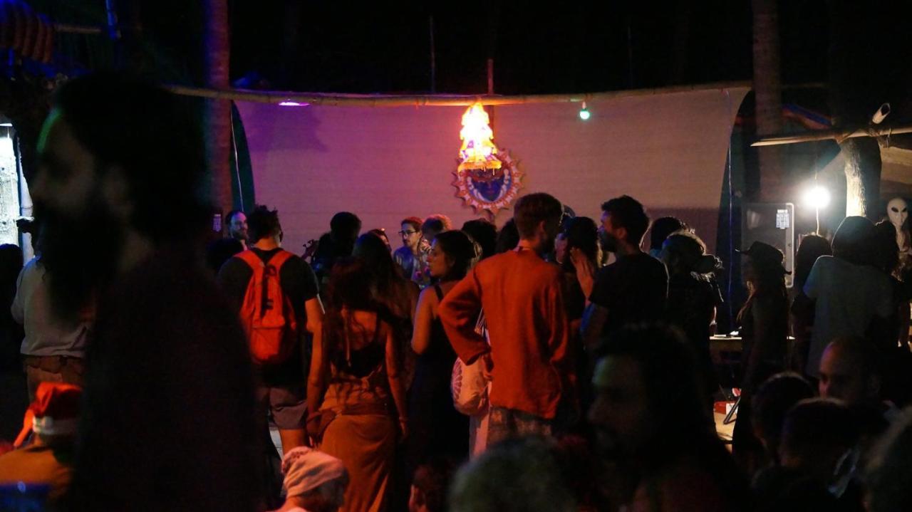 ארמבול Namahstay Eco Hostel & Coworking & Art Community Space מראה חיצוני תמונה
