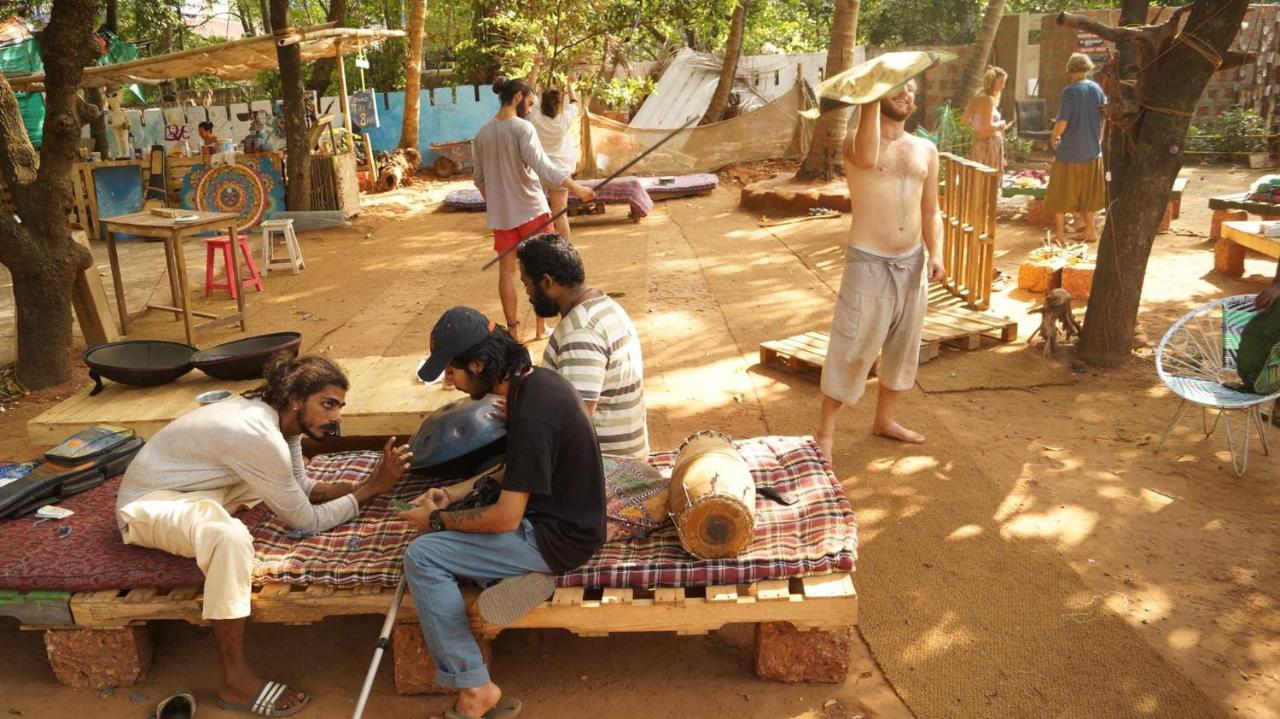 ארמבול Namahstay Eco Hostel & Coworking & Art Community Space מראה חיצוני תמונה