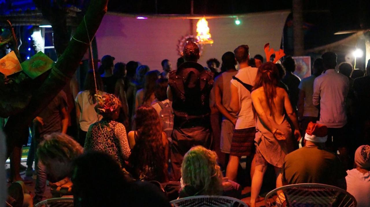 ארמבול Namahstay Eco Hostel & Coworking & Art Community Space מראה חיצוני תמונה